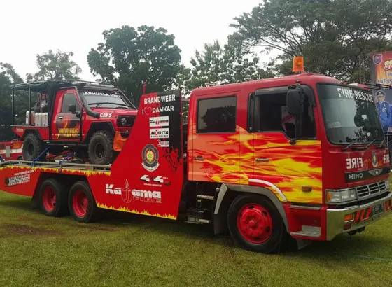 FIRE JEEP CAFS-KARHUTLA UNIT 2 16938496_1472273356130651_5687396935969081792_n